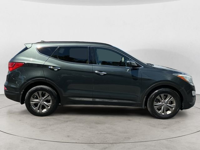 Used 2013 Green Hyundai Base image 4