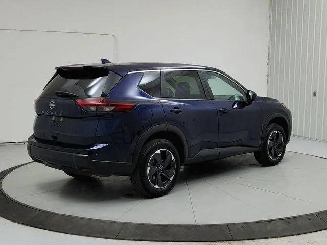 Used 2025 Blue Nissan SV image 7