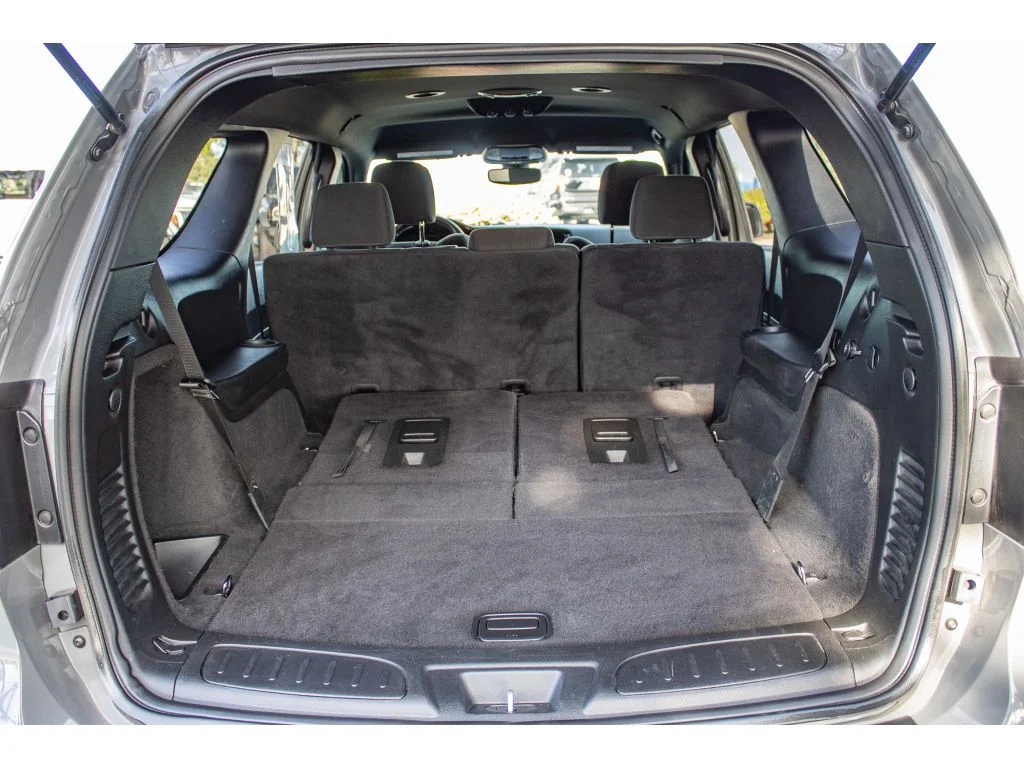 Used 2021 Destroyer Gray Clearcoat Dodge SXT Plus image 13