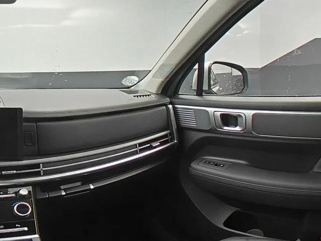 New 2026 Silver Hyundai SEL image 35