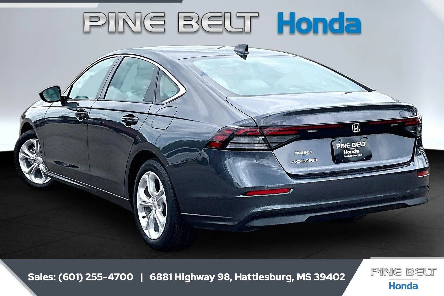 Used 2025 Meteorite Gray Metallic Honda LX image 2