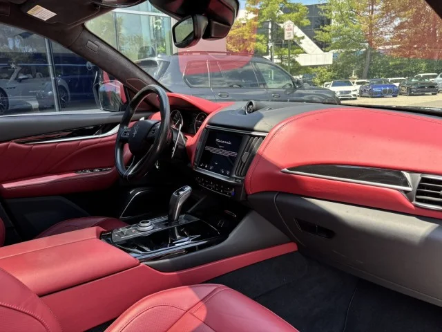 Used 2022 Nero Ribelle Metallic Maserati Modena ~ Sportivo & Nerissimo Package !! image 11