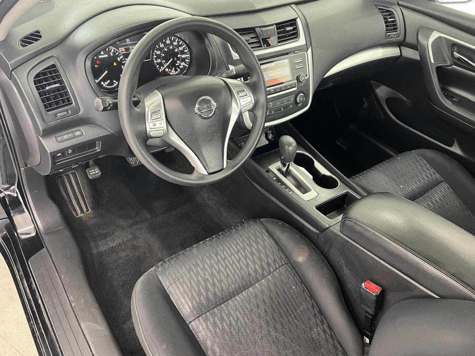 Used 2016 Super Black Nissan 2.5 S image 13