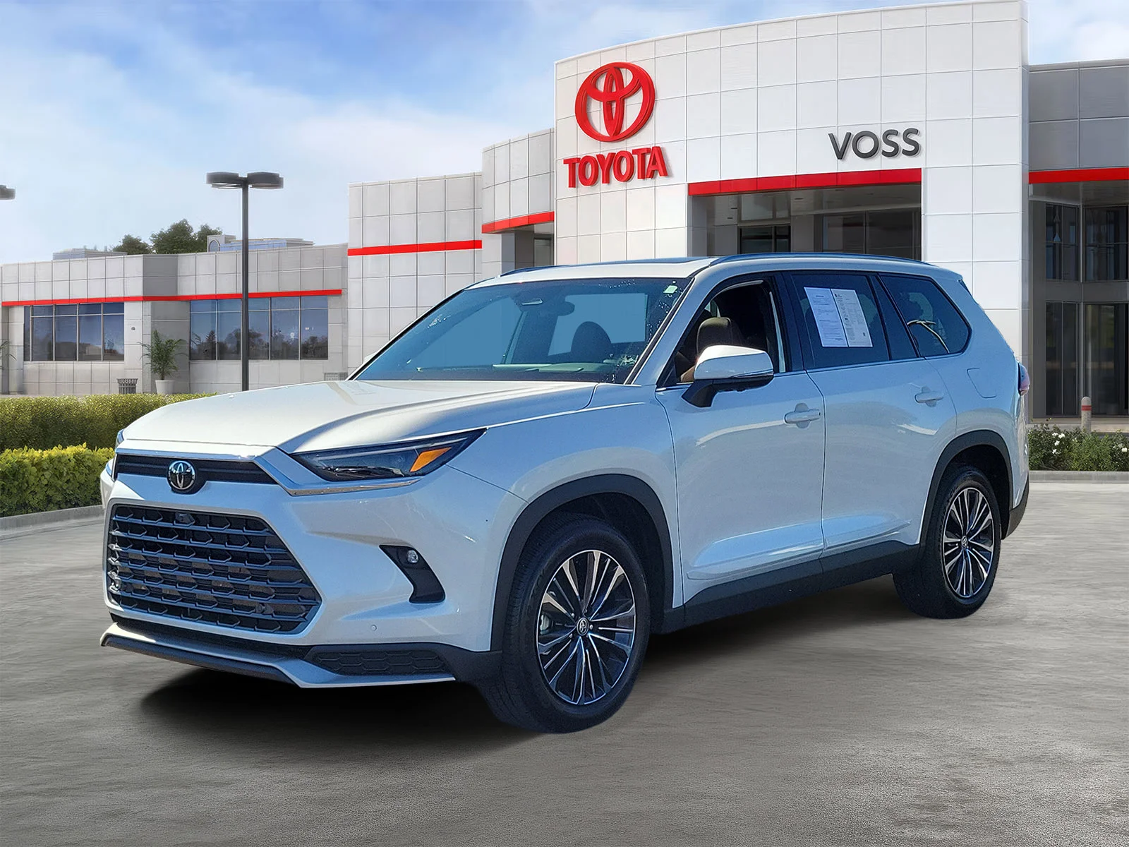 Certified Used 2026 Wind Chill Pearl Toyota MAX Platinum image 2