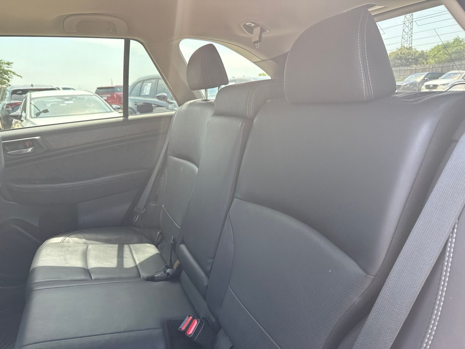 Used 2018 Crimson Red Pearl Subaru 2.5i image 11