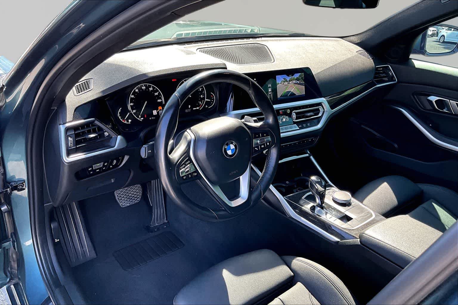 Used 2020 Blue Ridge Mountain Metallic BMW 330i image 18