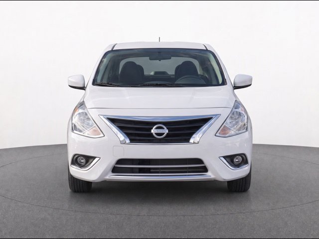 Used 2018 White Nissan 1.6 SV image 2