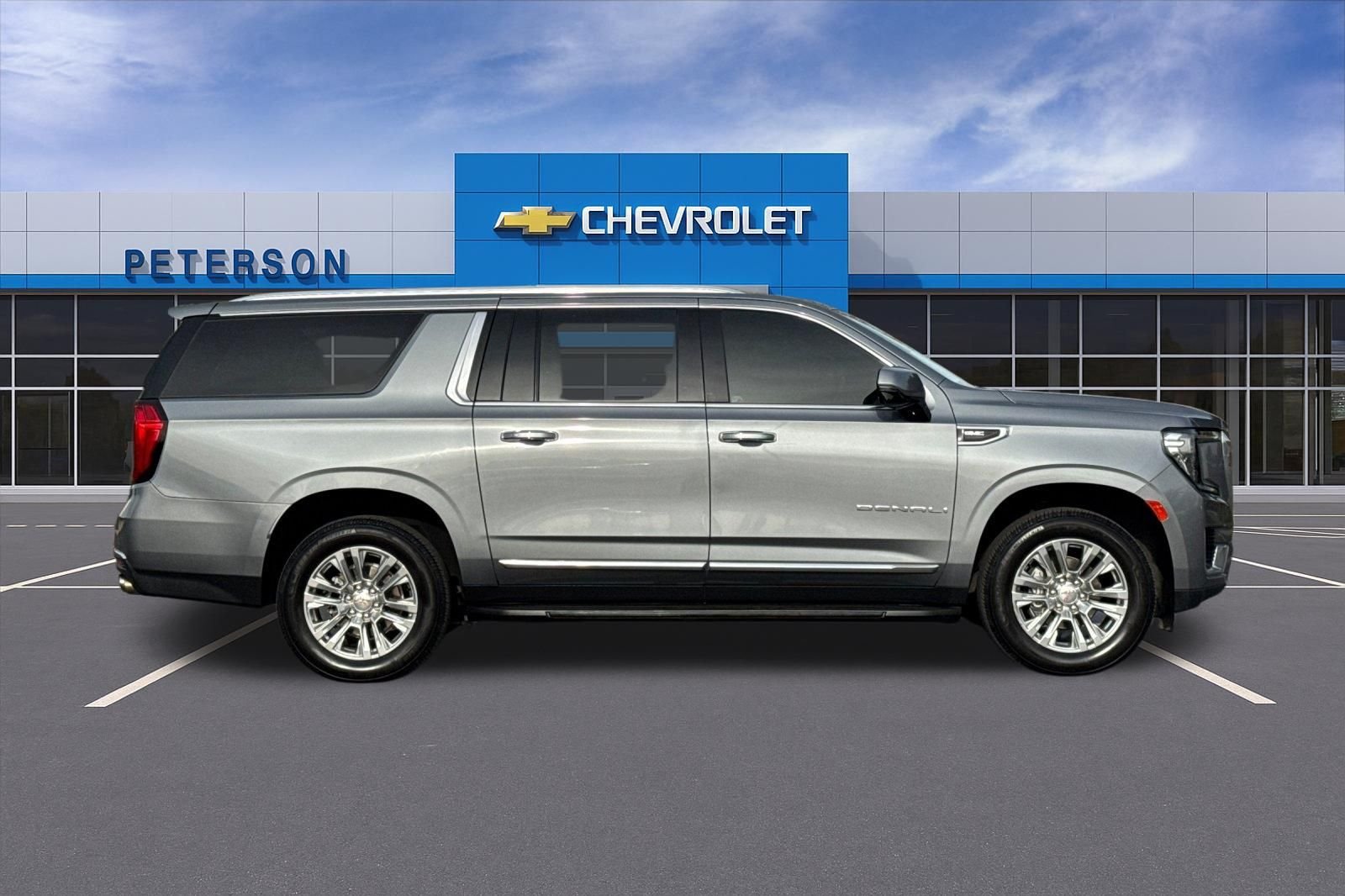 Used 2021 Gray GMC Denali image 3