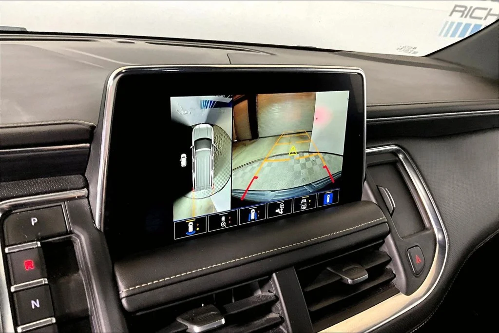 Certified Used 2023 Onyx Black GMC SLT image 17