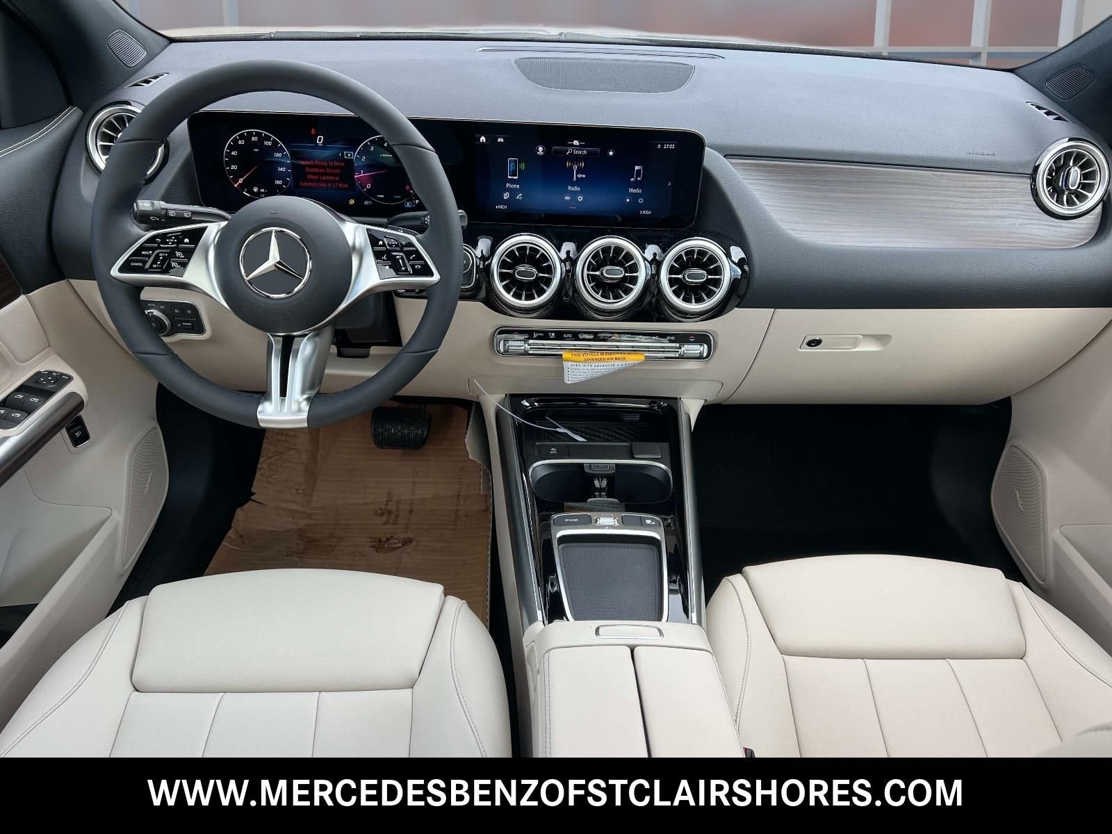 New 2026 Mountain Grey Metallic Mercedes-Benz GLA 250 image 16