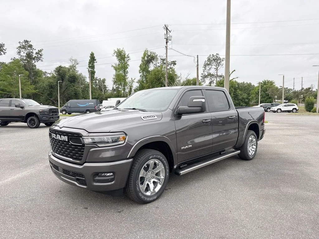 New 2026 Granite Crystal Metallic Clear-Coat Exterior Paint RAM Big Horn/Lone Star image 9