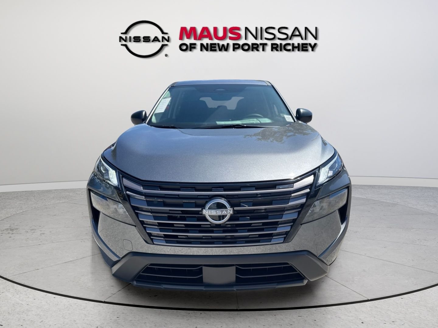 New 2026 Gray Nissan S image 5