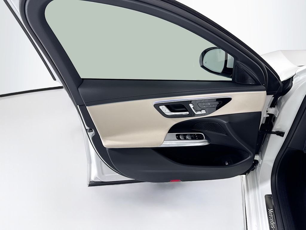 Certified Used 2026  Mercedes-Benz E 350 image 24