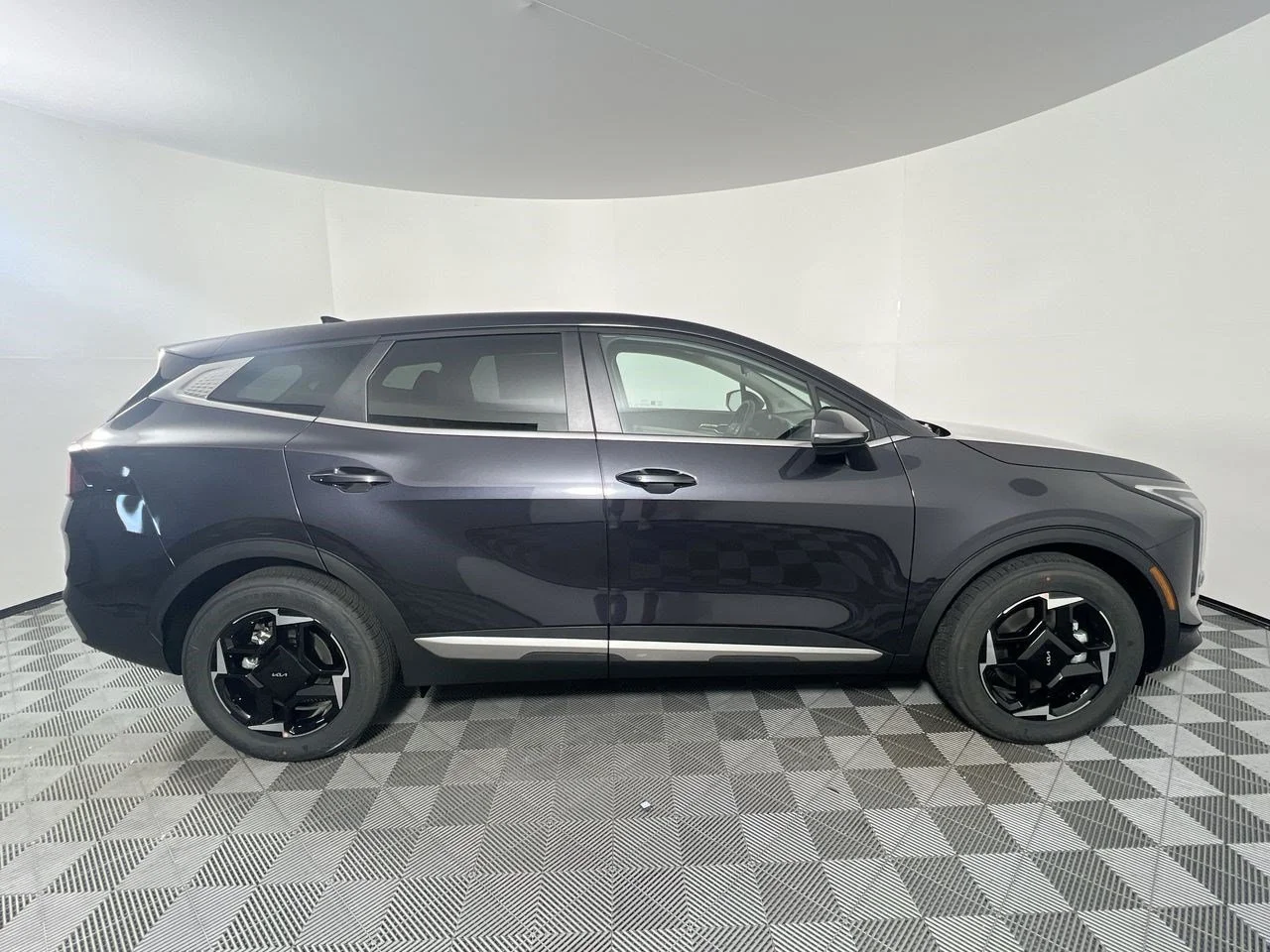 New 2026 Panthera Metal Kia EX image 2
