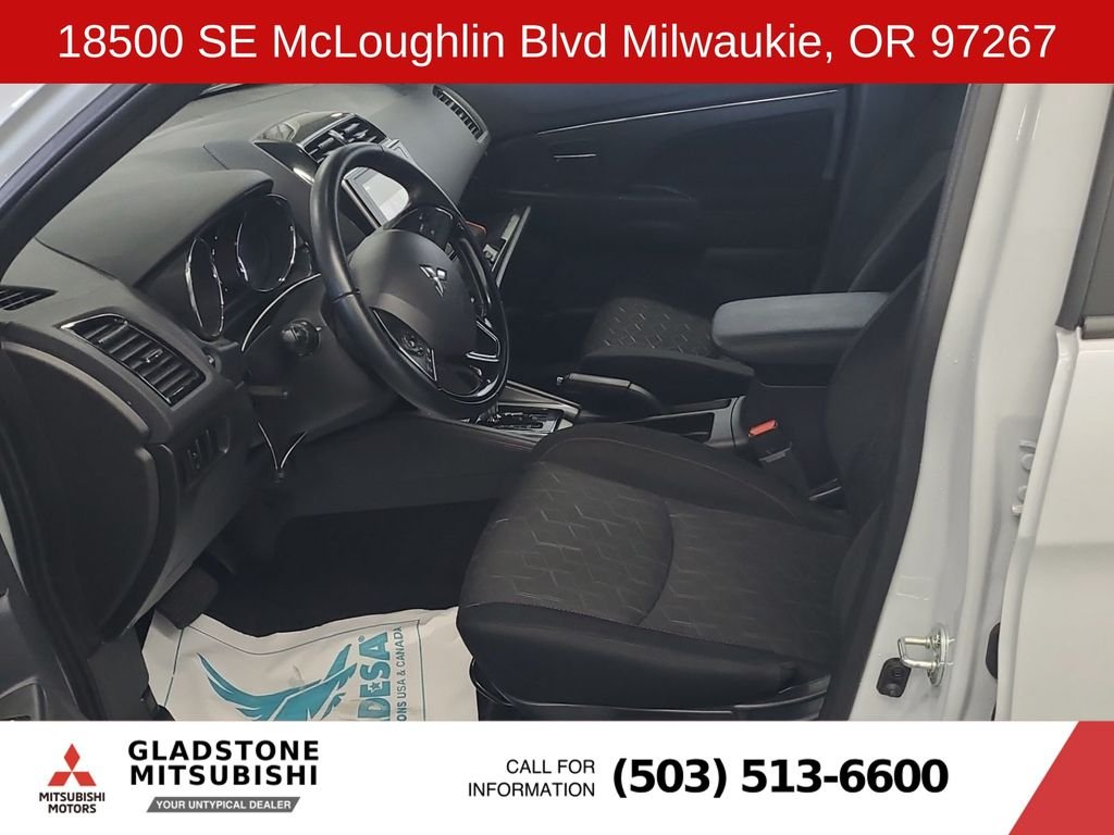 Used 2025 White Diamond Mitsubishi 2.0 Trail Edition image 6