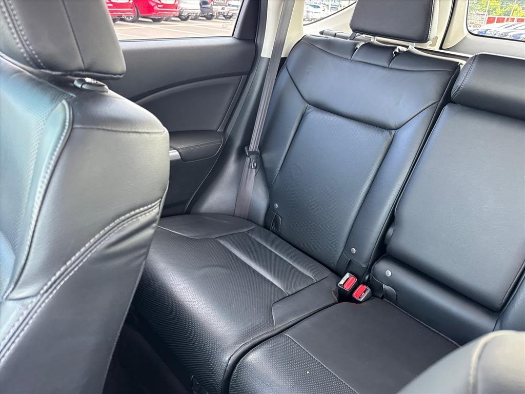 Used 2016 Crystal Black Pearl Honda Touring image 16