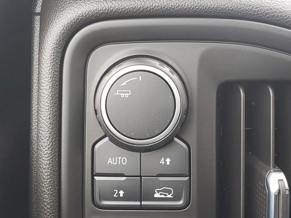 Used 2023 Summit White Chevrolet Custom image 21