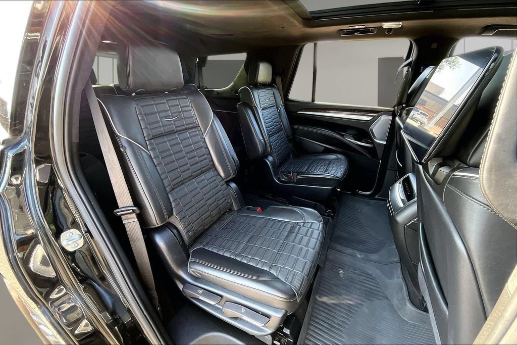 Certified Used 2025 Black Raven Cadillac Sport Platinum image 29