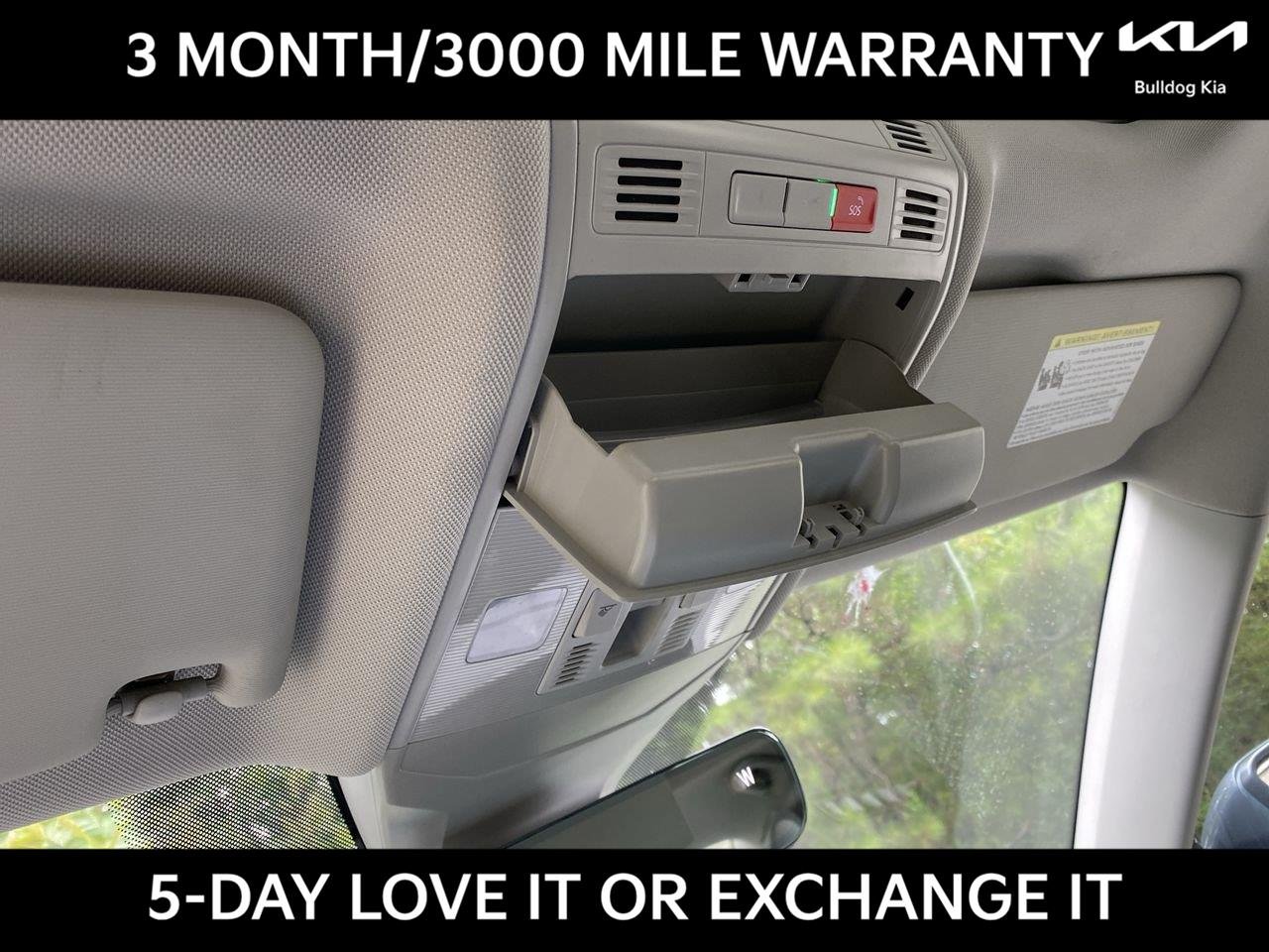 Used 2022 Platinum Gray Metallic Volkswagen SE image 36