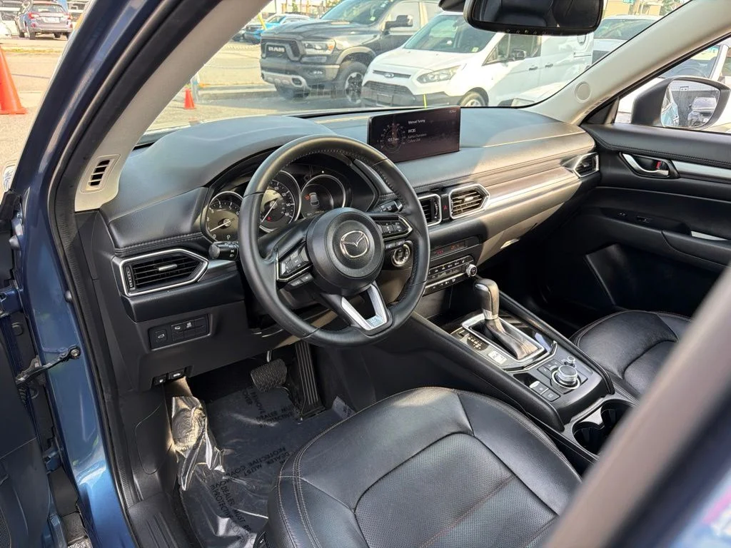 2023 Mazda CX-5 S Preferred package - Photo 29