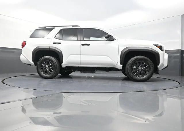 Used 2026 White Toyota SR5 image 37