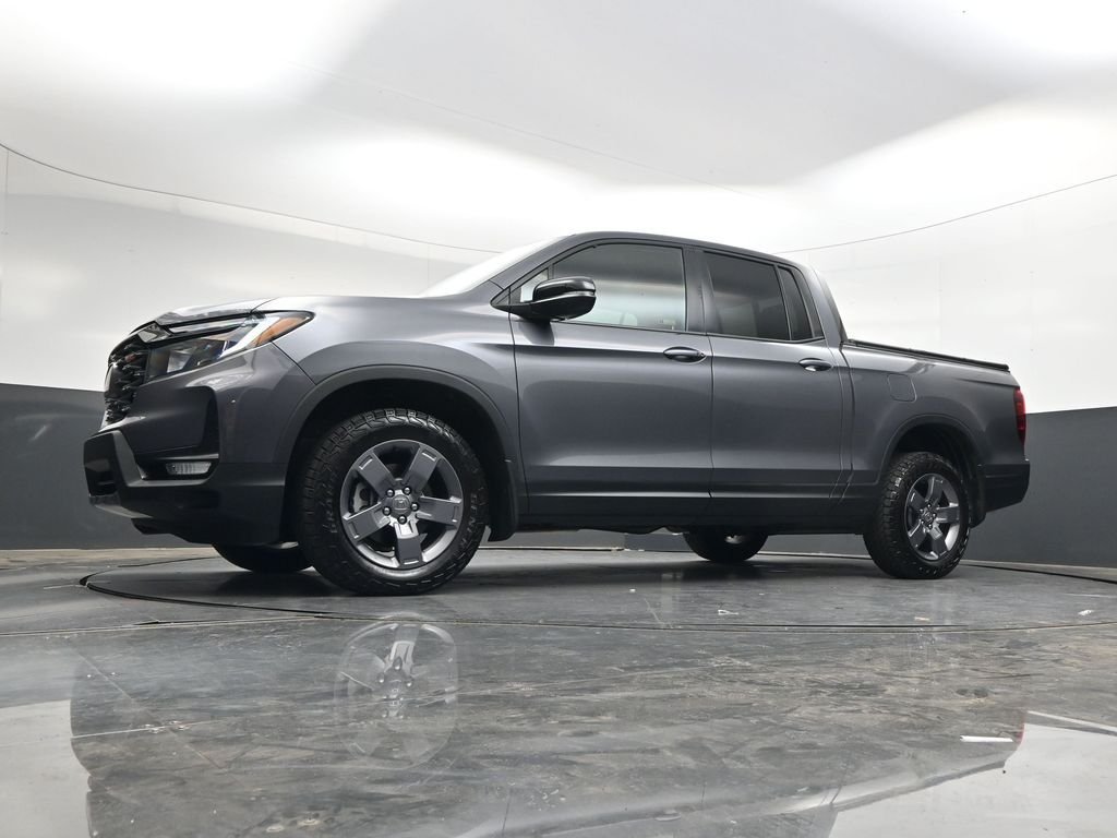 Used 2025 Gray Honda TrailSport image 45