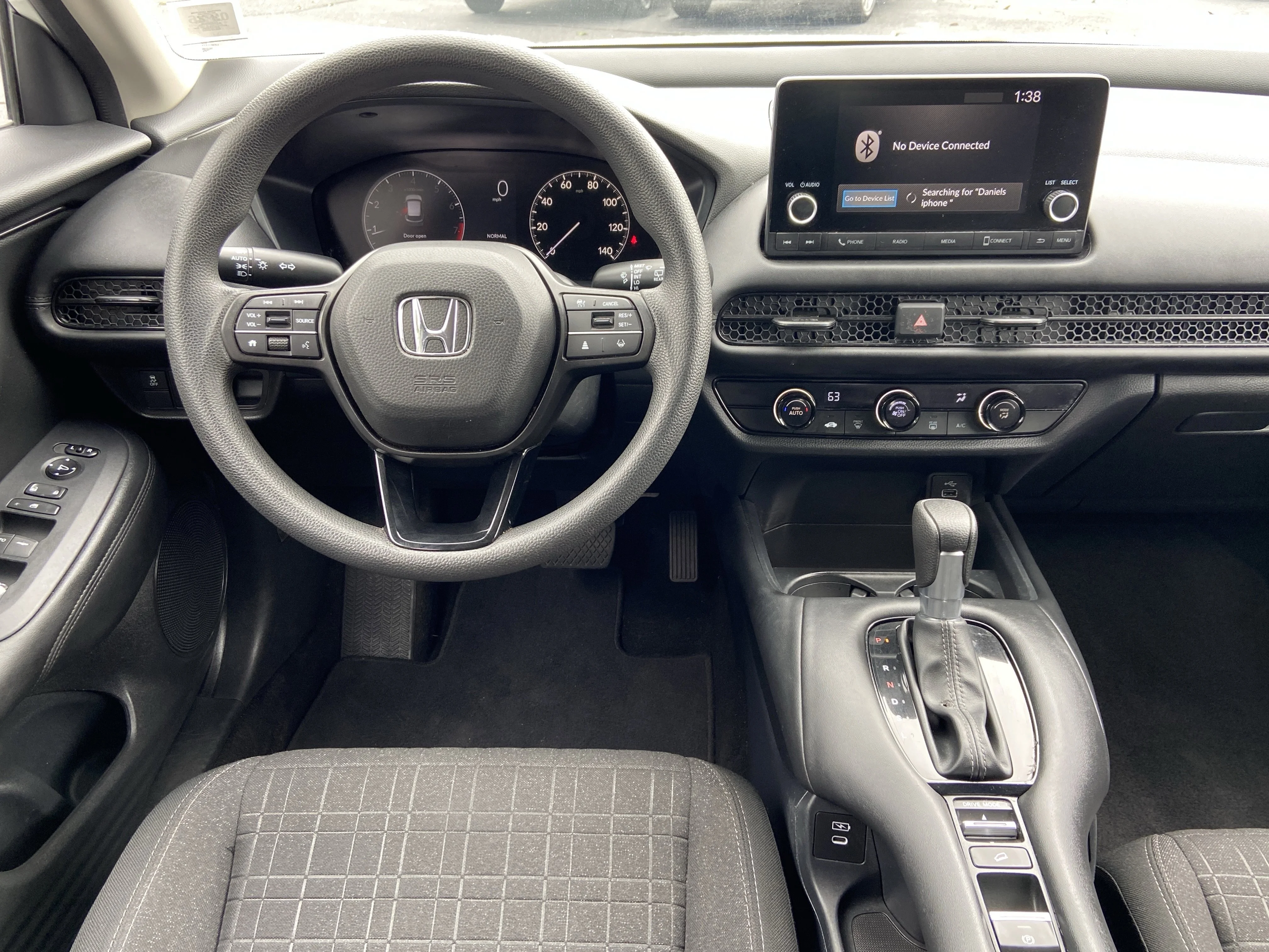 2025 Honda HR-V LX - Photo 12
