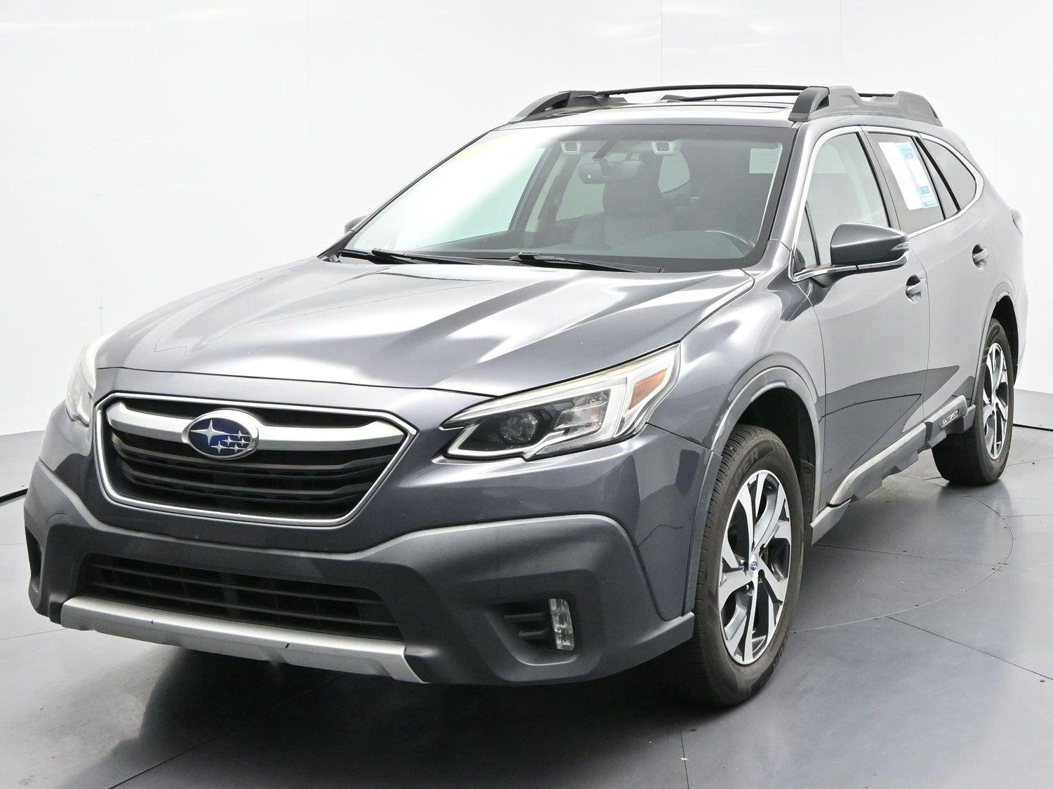 Used 2020 Magnetite Gray Metallic Subaru Limited image 3