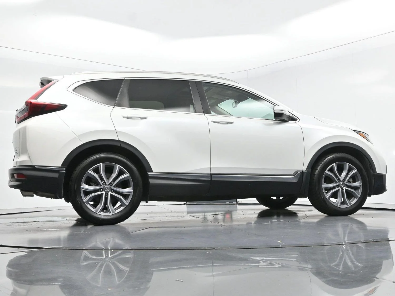 Used 2020 Platinum White Pearl Honda Touring image 51