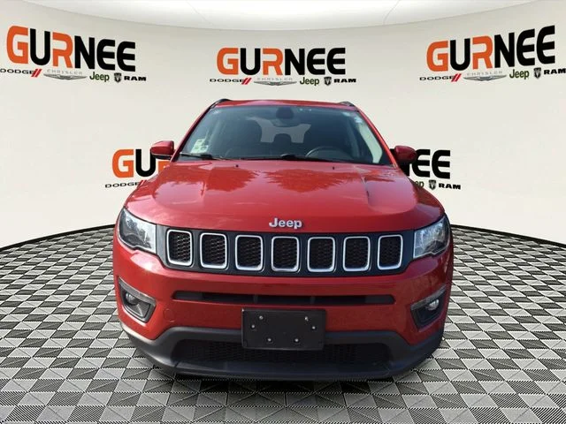 Used 2023 Black Jeep Laredo image 9