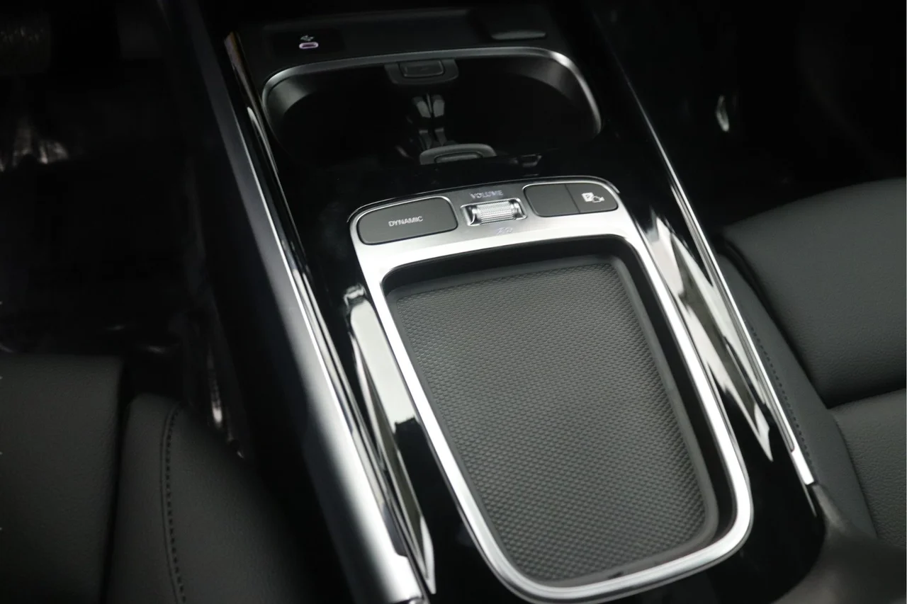 New 2026 Night Black Mercedes-Benz 250 4MATIC® image 6