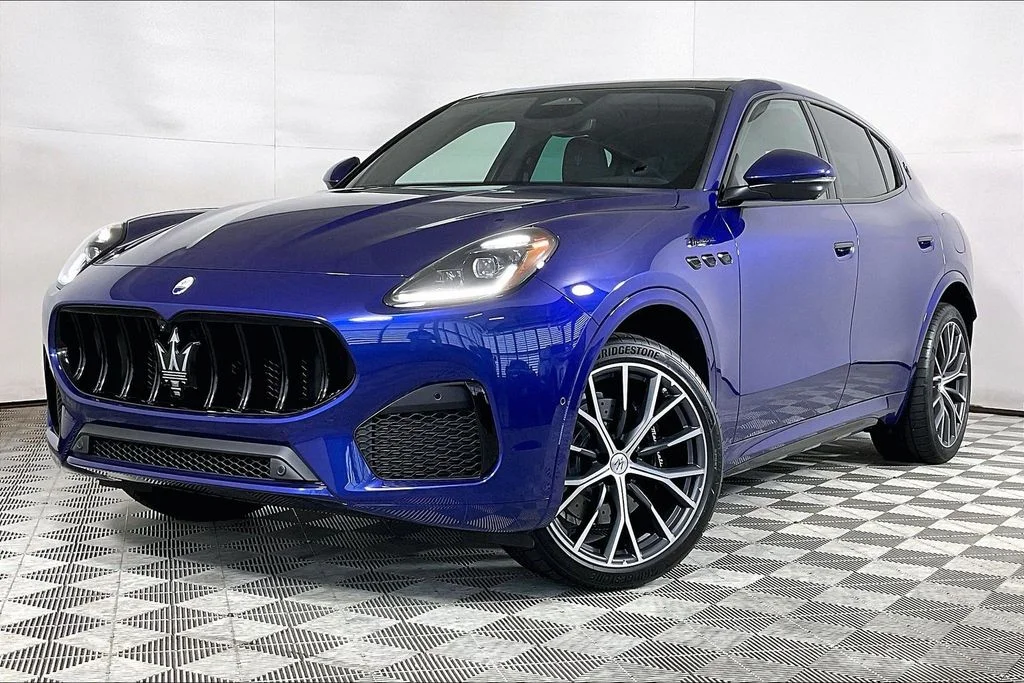 2026 Maserati Grecale Modena V6's photo