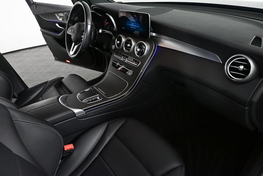 Used 2022 Black Mercedes-Benz GLC 300 image 23