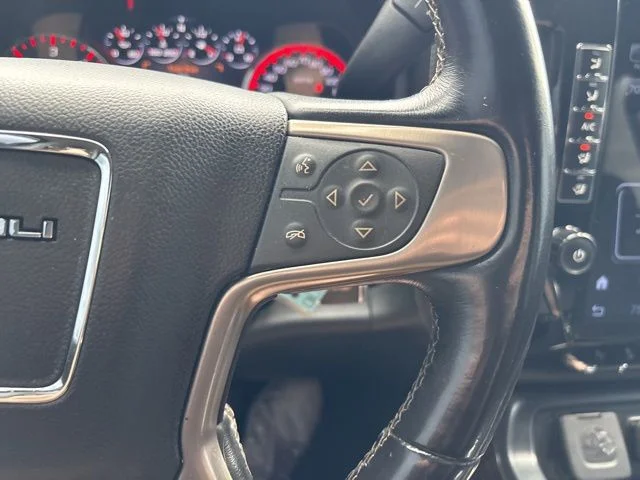 Used 2016 Onyx Black GMC Denali image 22