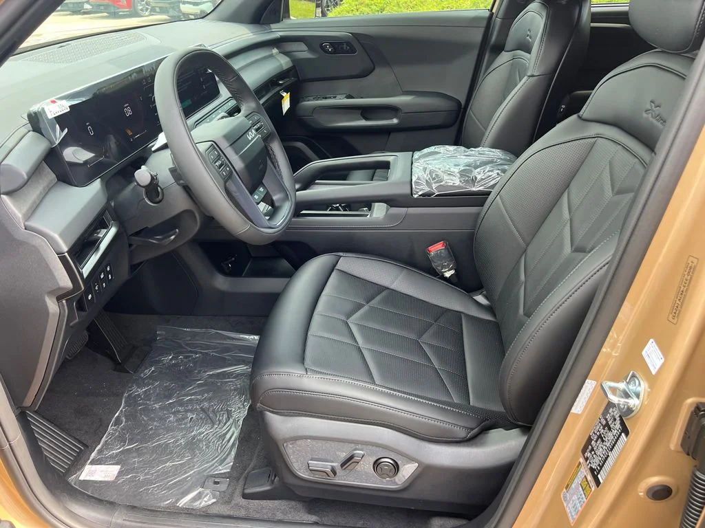New 2027 Brown Kia X-Line EX image 9