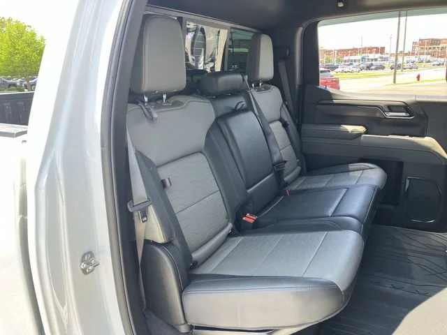 2025 Chevrolet Silverado 1500 ZR2 - Photo 28