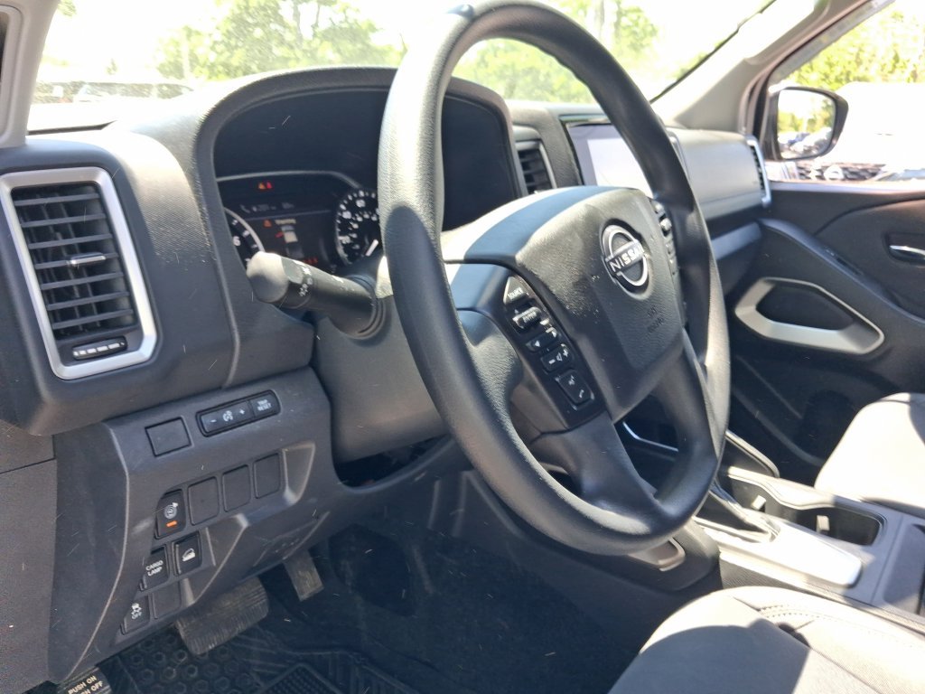 2023 Nissan Frontier SV - Photo 19