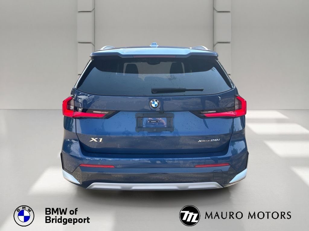 Used 2023 Blue BMW xDrive28i image 5