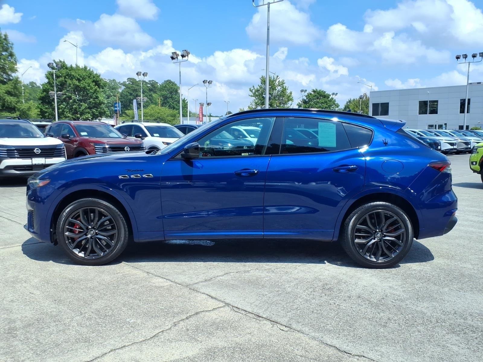 Used 2022 Blu Emozione Metallic Maserati Modena image 3