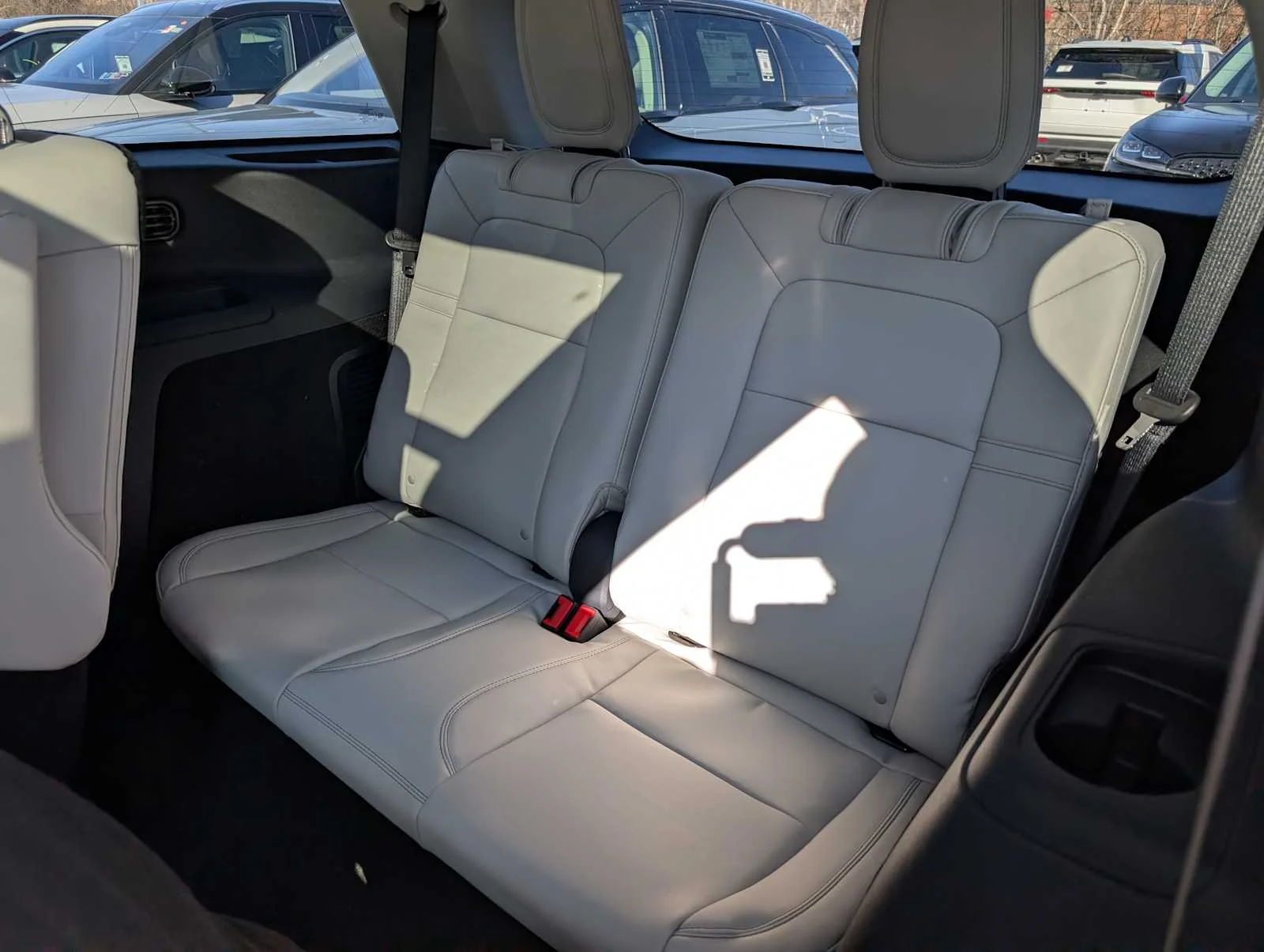 New 2026 Pristine White Metallic Tri-Coat Lincoln Premiere image 17