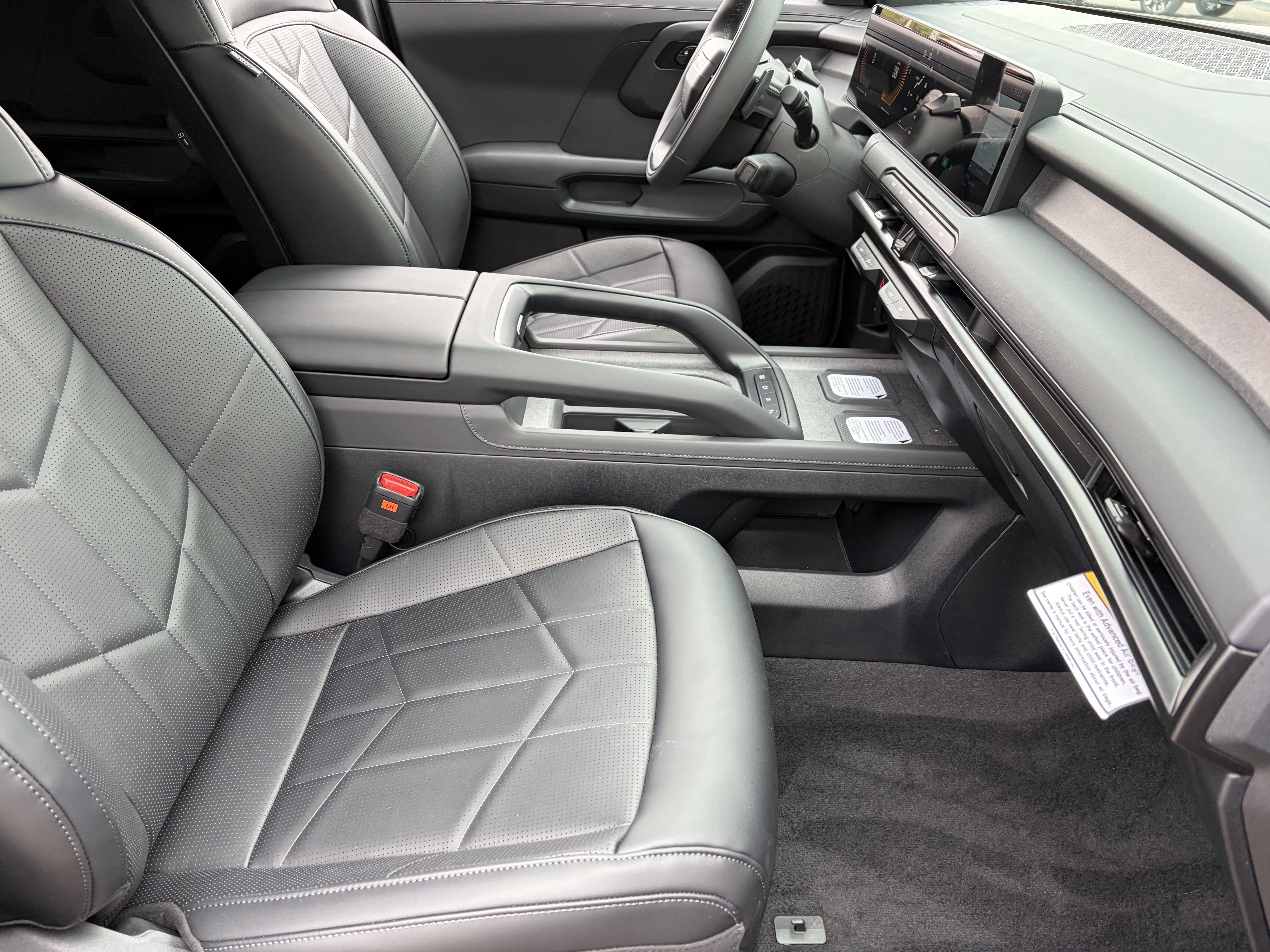 New 2027 Terrain Brown Kia X-Line EX image 9