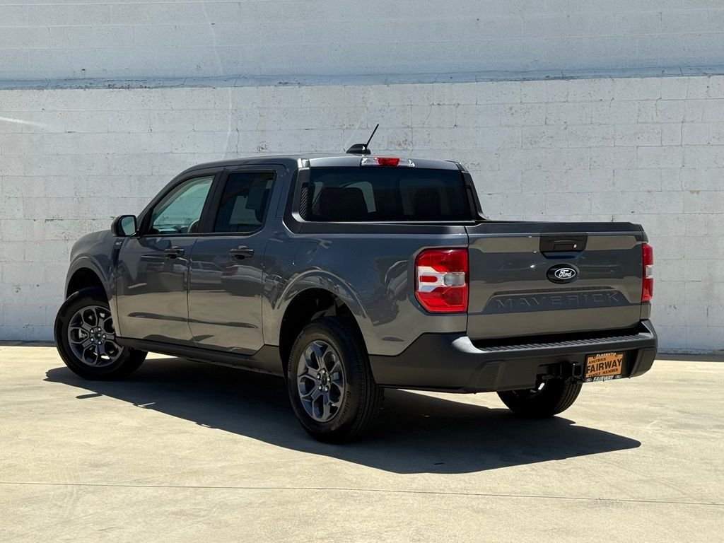 New 2026 Carbonized Gray Metallic Ford XLT image 3