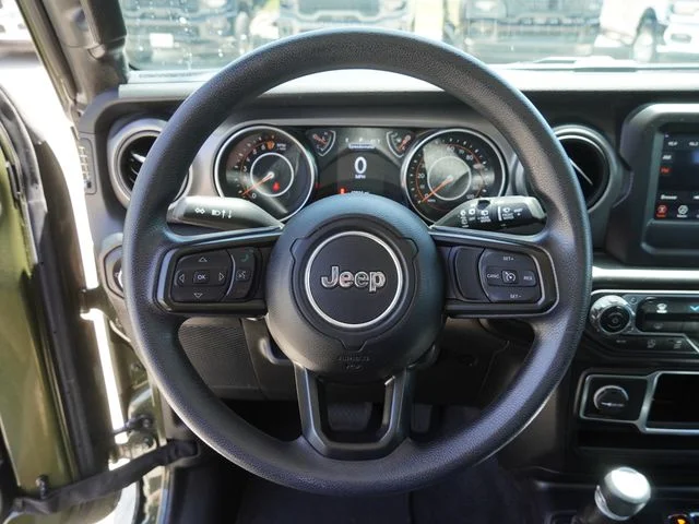 Used 2022 Green Jeep Unlimited Sport image 25