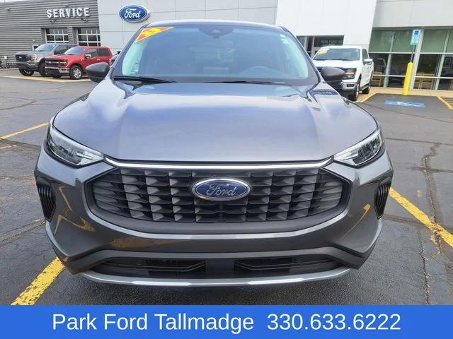Used 2023 Carbonized Gray Metallic Ford Active image 3