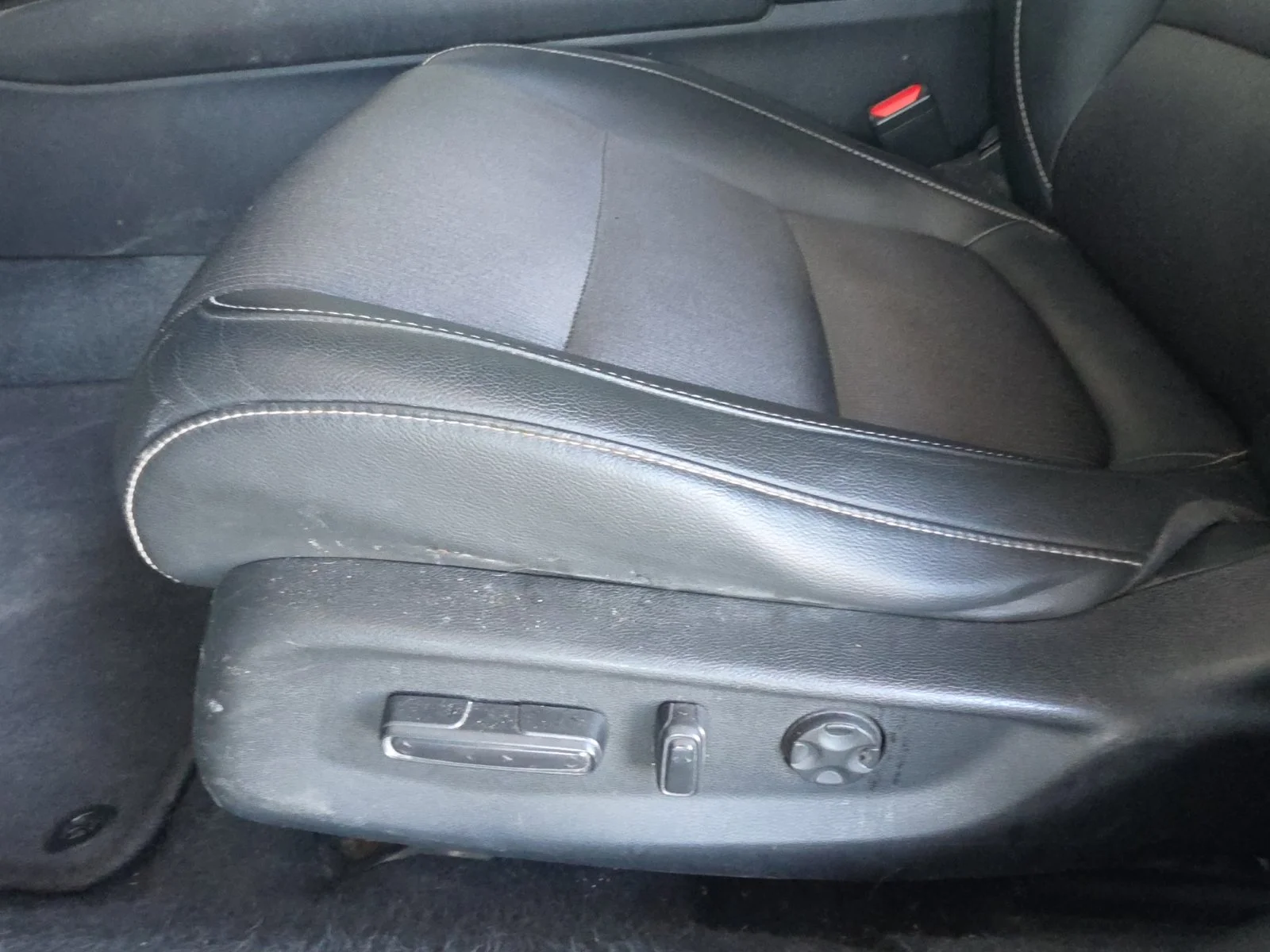 Used 2021  Honda Sport 2.0T image 6