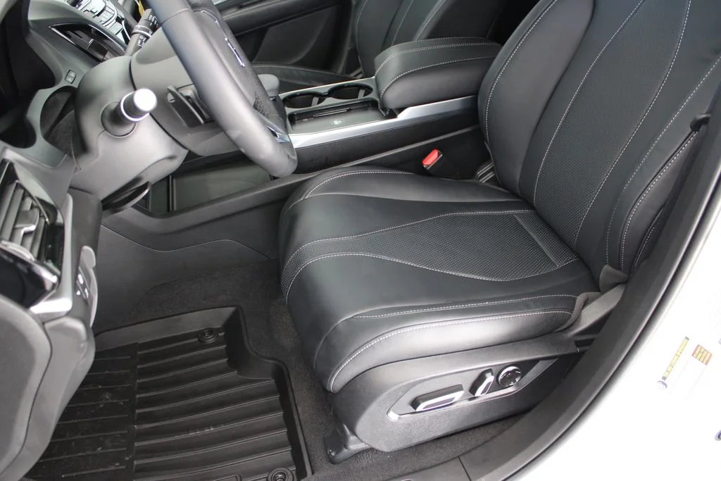 New 2026 Platinum White Pearl Acura Technology Package image 8