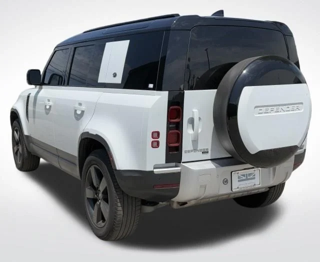 Certified Used 2023 White Land Rover SE image 6