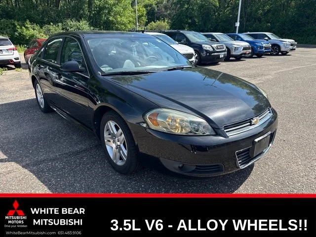 Used 2011 Black Chevrolet LT image 1