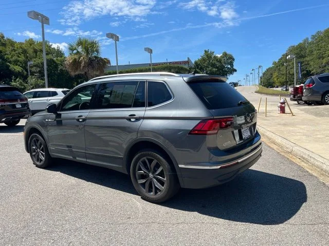 Used 2023 Gray Volkswagen 2.0T SE image 38