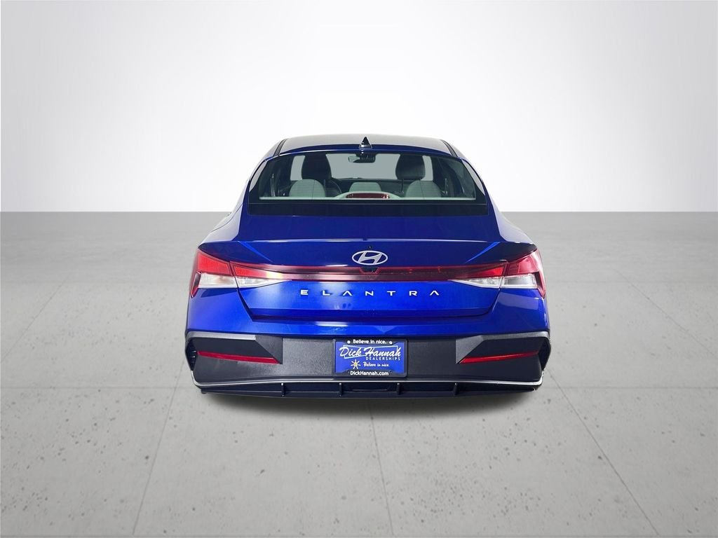 Used 2024 Intense Blue Hyundai SEL image 7